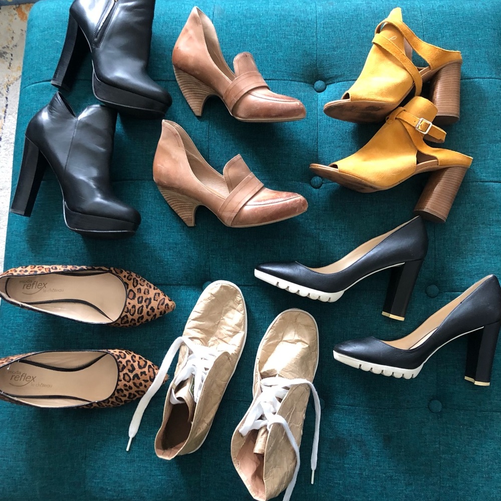 Lot of shoes in 9-10 sizes some new some lightly used